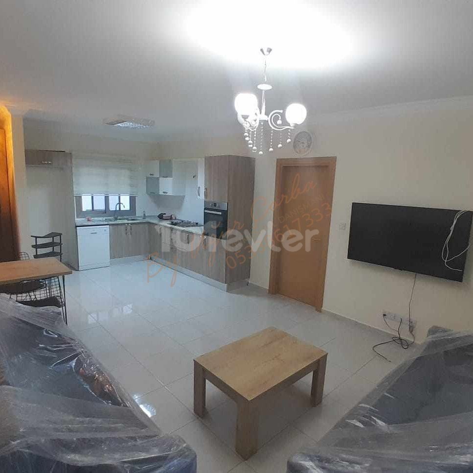 2+1 WOHNUNG ZU VERMIETEN IM KYRENIA CENTER