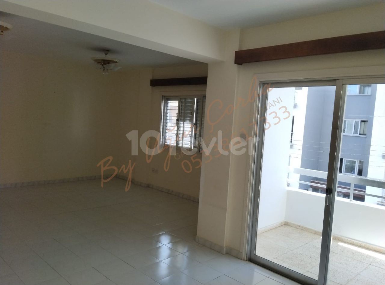 3+1 FLAT FOR RENT IN KYRENIA CENTER WITH MONTHLY PAYMENT