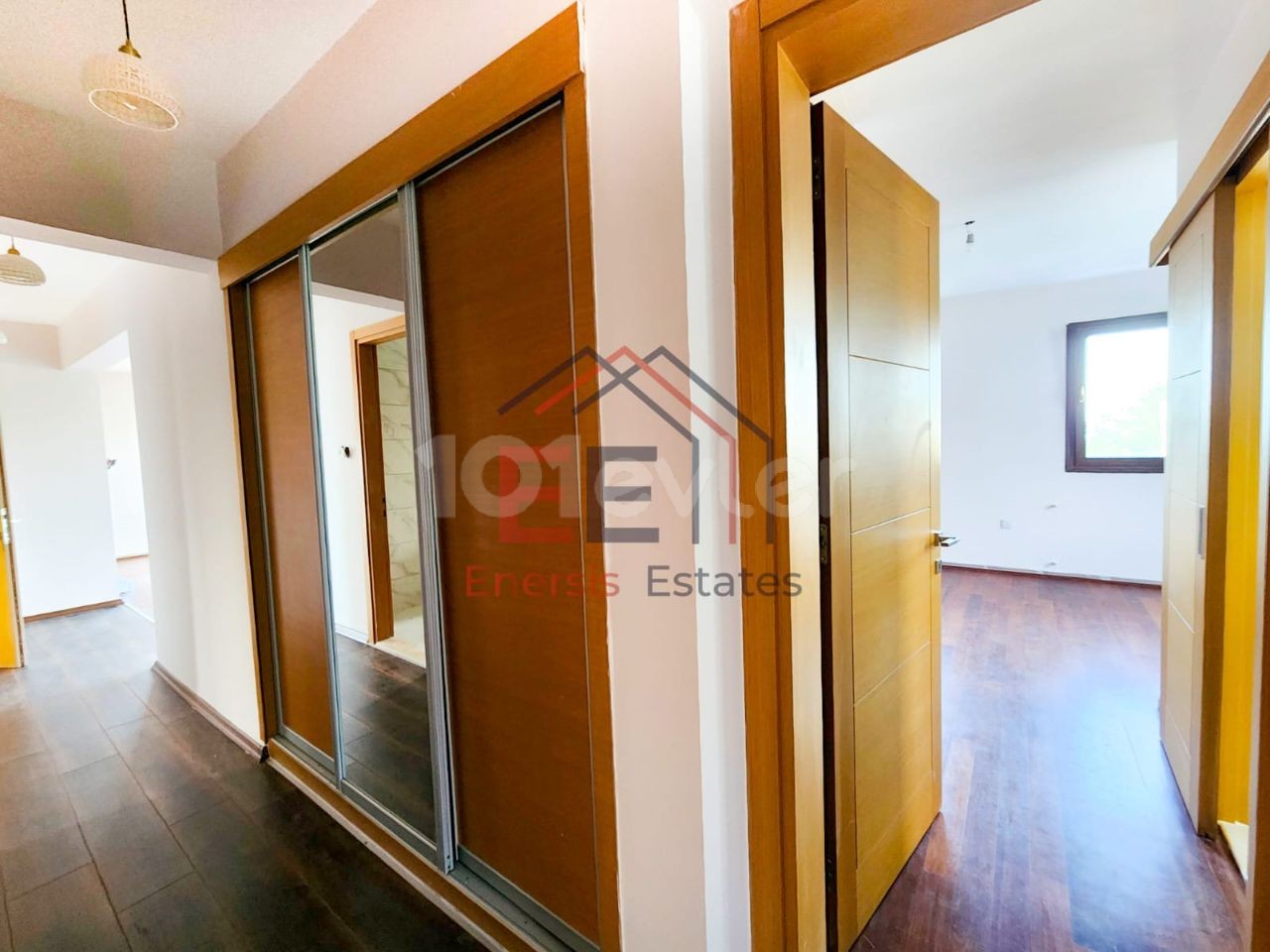 3+1 PENTHOUSE, FOR SALE. GIRNE. CENTER