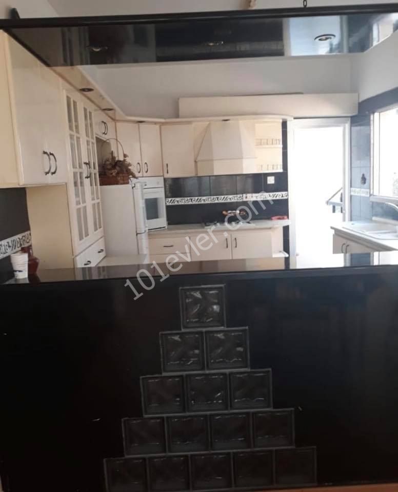 LEFKOŞA METEHAN SOSYAL KONUTLARDA 3+1 EŞYALI KİRALIK DAİRE