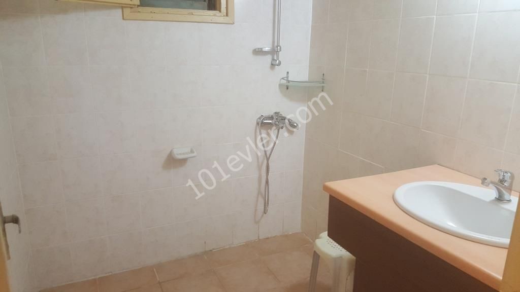 LEFKOŞA ORTAKÖY BÖLGESİNDE KİRALIK 3+1 ZEMİN KAT DAİRE. İLETİŞİM: 0542 885 88 88 