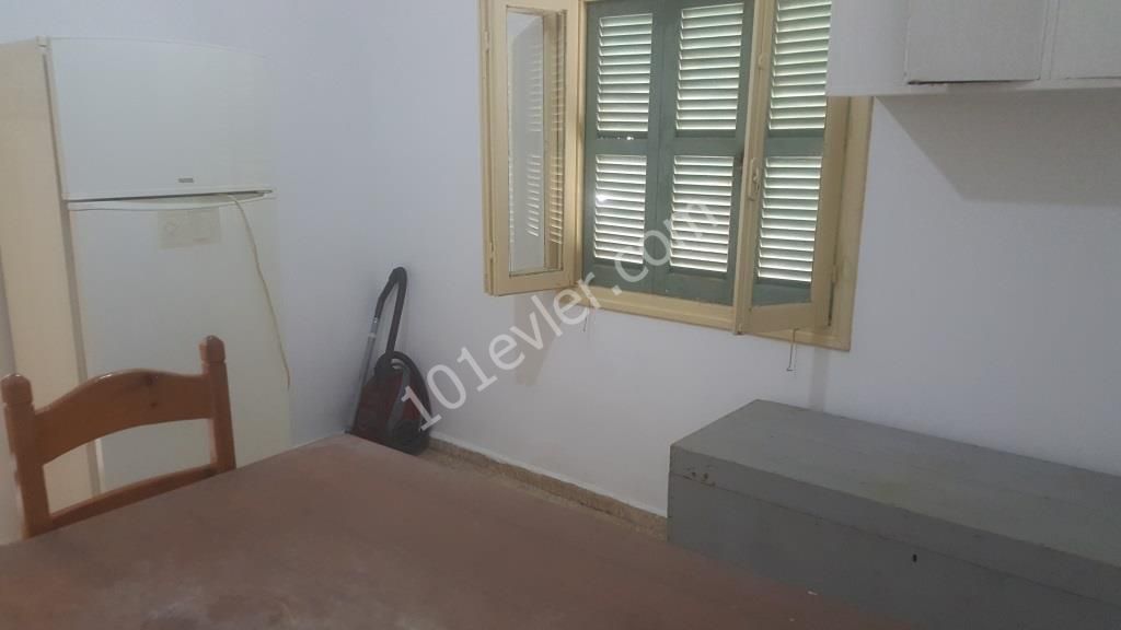 LEFKOŞA ORTAKÖY BÖLGESİNDE KİRALIK 3+1 ZEMİN KAT DAİRE. İLETİŞİM: 0542 885 88 88 