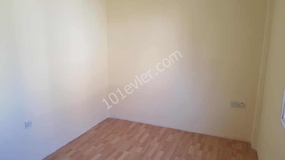 Detached House To Rent in Göçmenköy, Nicosia