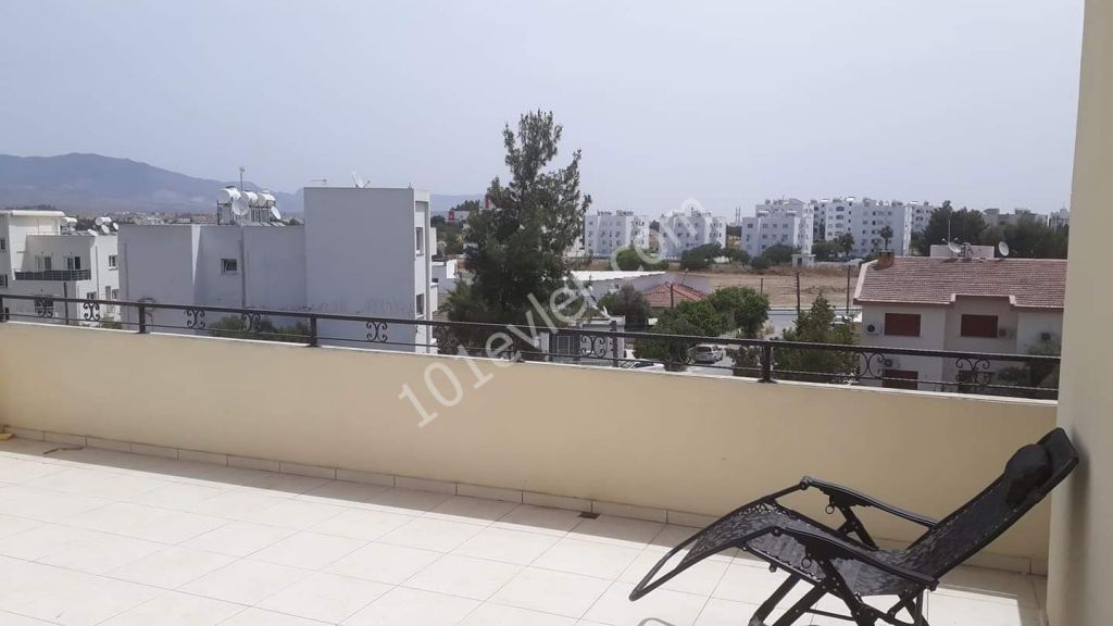 LEFKOŞA KIZILBAŞ BÖLGESİNDE KİRALIK PENTHOUSE. İLETİŞİM: 0542 885 88 88 