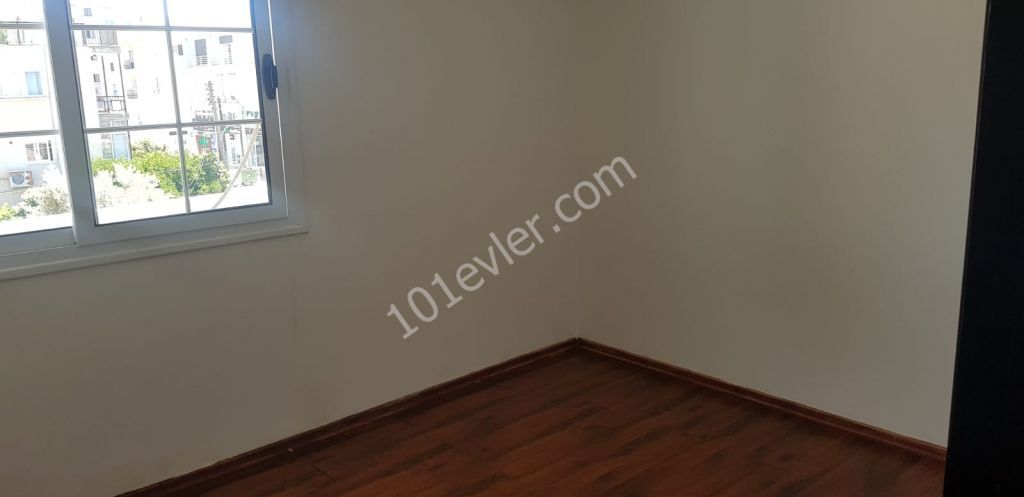 Flat For Sale in Yenişehir, Nicosia