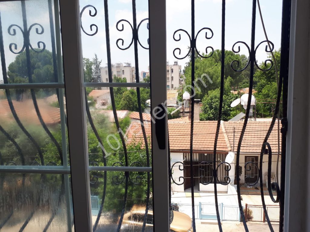 Flat For Sale in Yenişehir, Nicosia