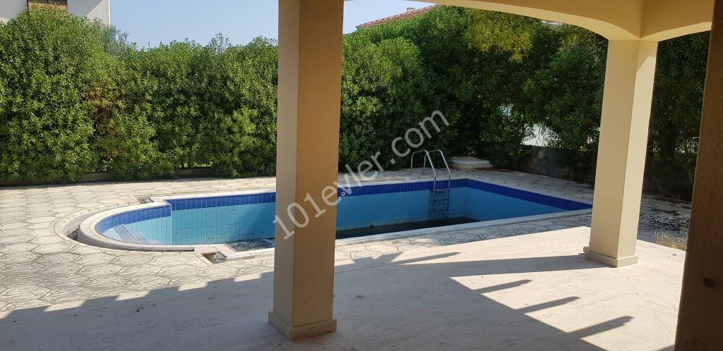 Villa To Rent in Alsancak, Kyrenia