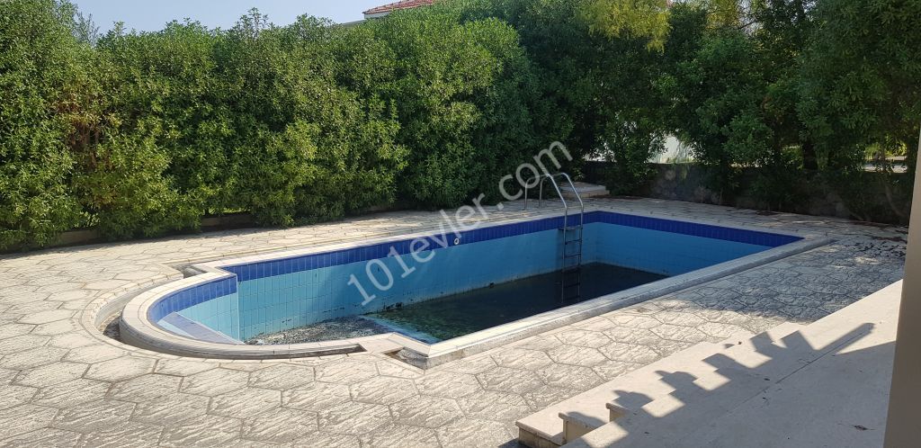 Villa To Rent in Alsancak, Kyrenia