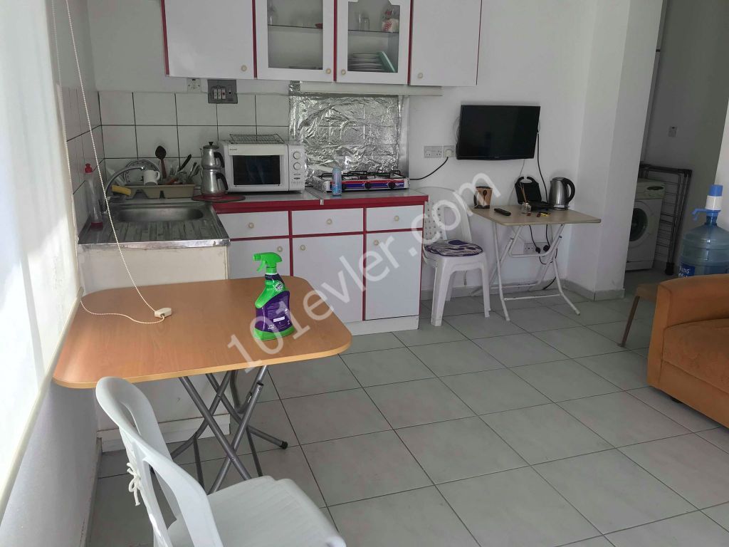 LEFKOŞA GÖNYELİDE 1+1 KİRALIK ZEMİN KAT DAİRE.