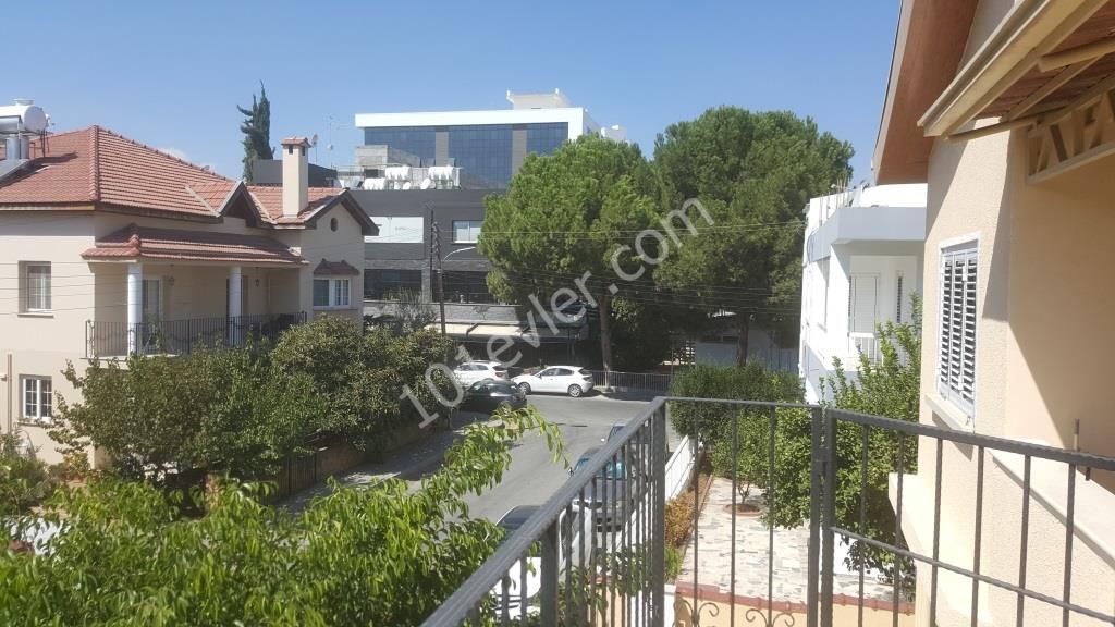 Flat To Rent in Köşklüçiftlik, Nicosia