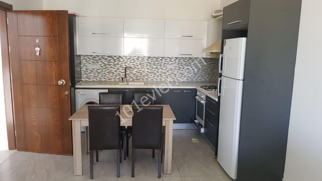 LEFKOŞA DEREBOYUNDA LÜX KİRALIK 2+1 DAİRE.