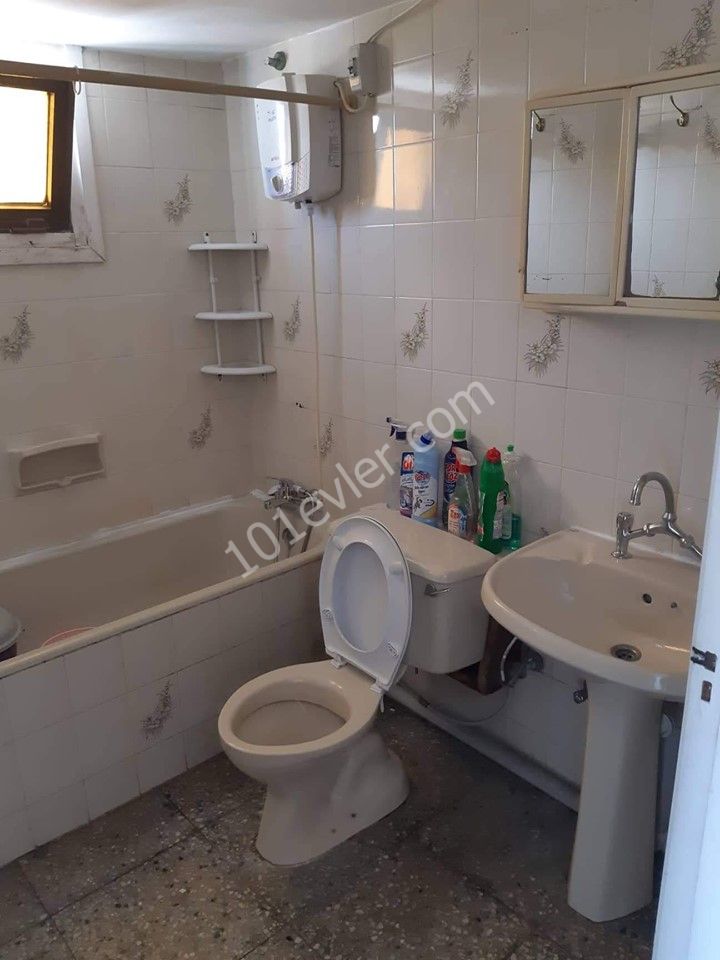 Flat To Rent in Taşkınköy, Nicosia