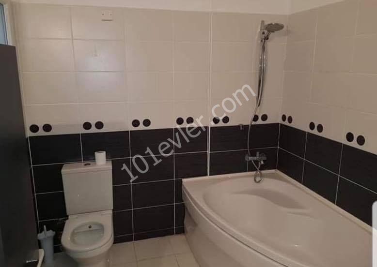 LEFKOSA GÖNYELİ KİLER ARKASI 3.KAT 3+1 LÜX KİRALIK DAİRE