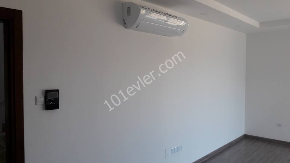 Flat To Rent in Köşklüçiftlik, Nicosia