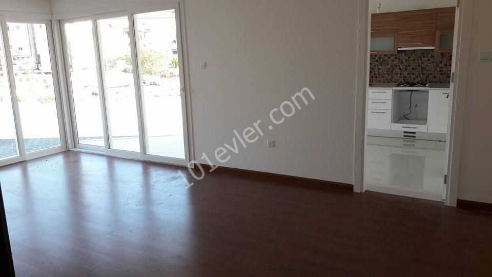 Flat To Rent in Köşklüçiftlik, Nicosia