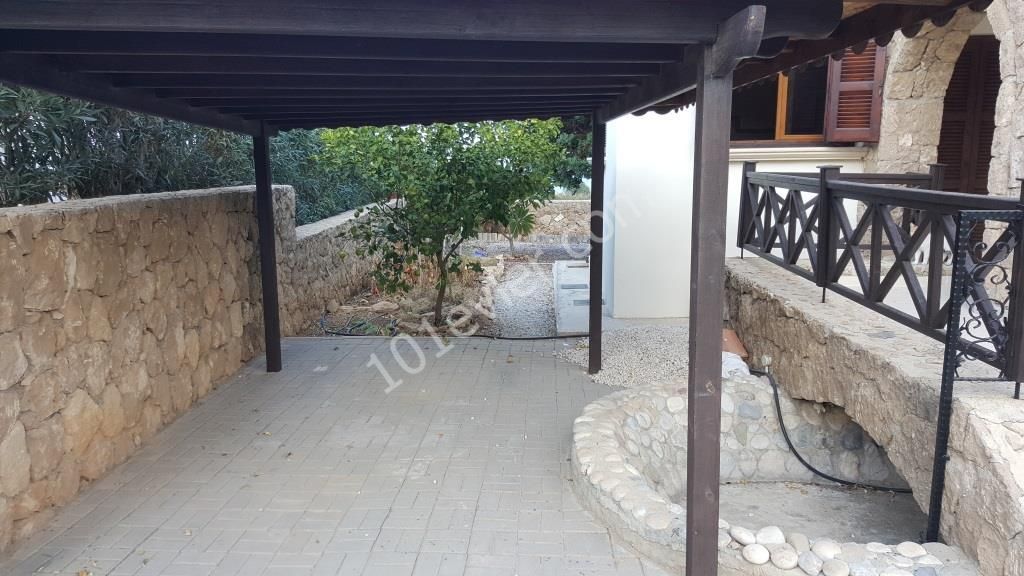 Villa To Rent in Çatalköy, Kyrenia