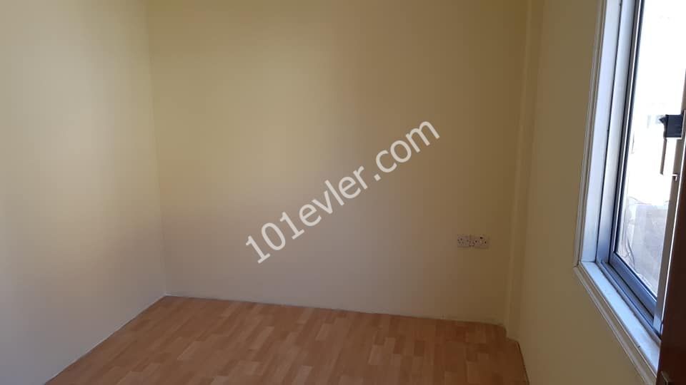 Detached House To Rent in Göçmenköy, Nicosia