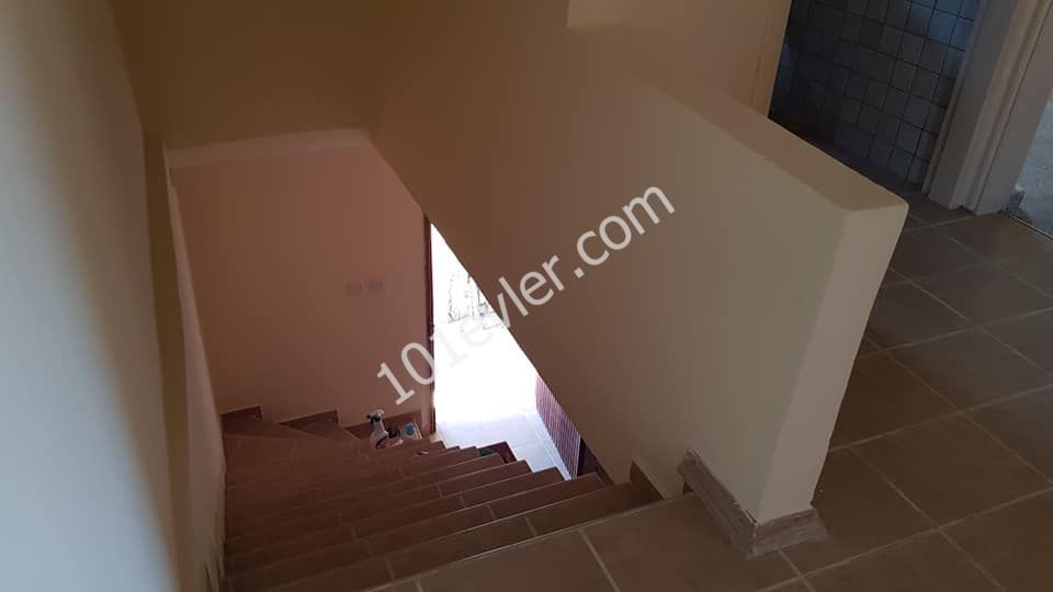 Detached House To Rent in Göçmenköy, Nicosia