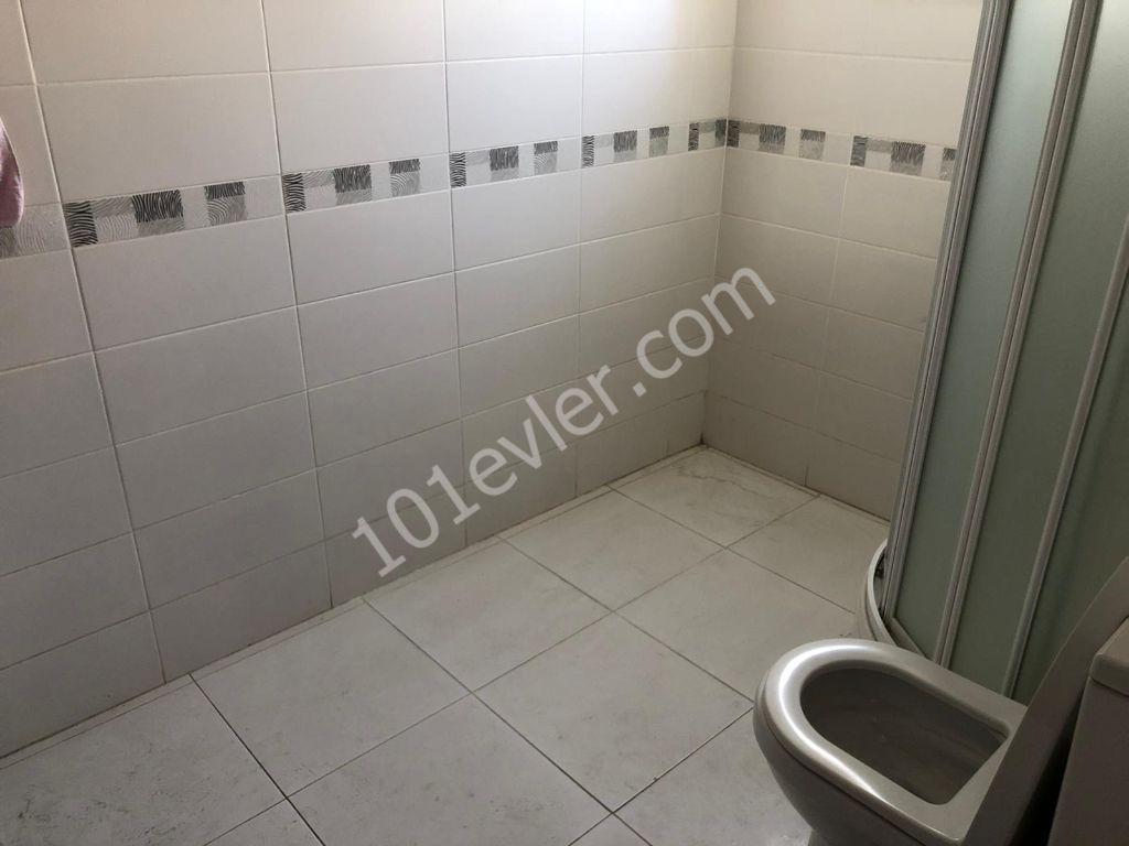 Detached House For Sale in Göçmenköy, Nicosia