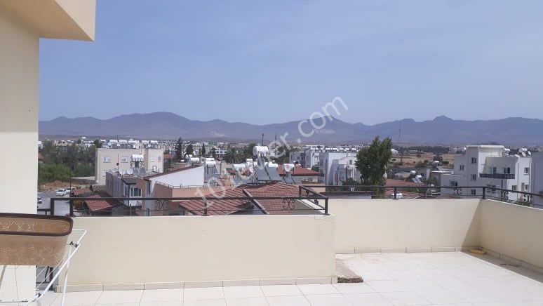 PENTHOUSE APARTMENT FOR SALE WITH 2 + 1 80 M2 CLOSED AREA 40 M2 TERRACE SECTION WITH AN ANNUAL RENTAL YIELD OF 24.000 TL WITH A TENANT IN THE CENTRAL KIZILBAŞ DISTRICT OF NICOSIA ** 