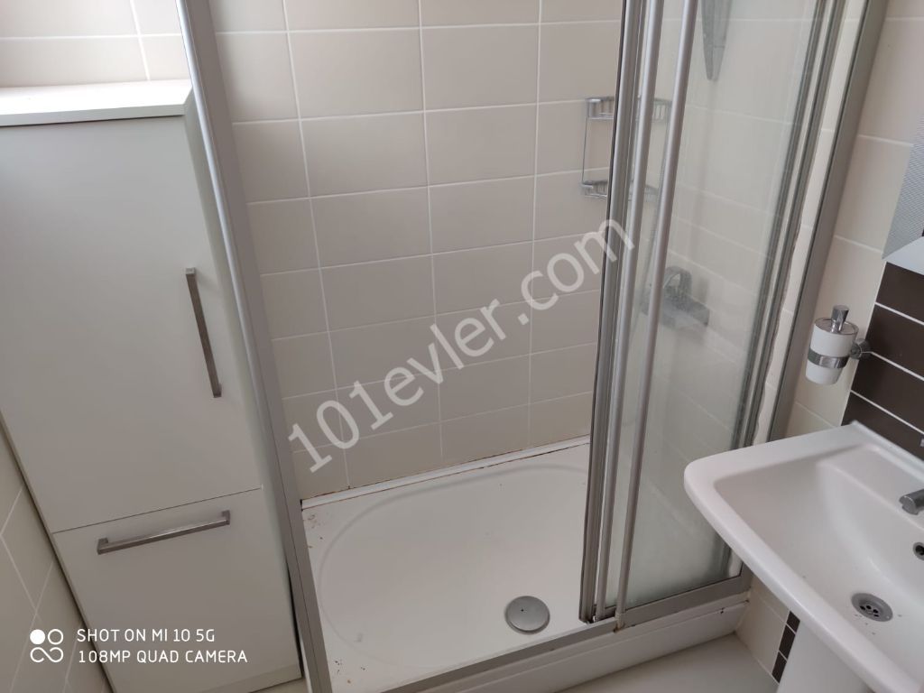 Flat For Sale in Yukarı Girne, Kyrenia