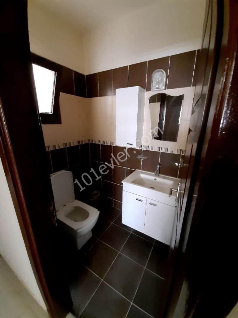 Flat To Rent in Küçük Kaymaklı, Nicosia