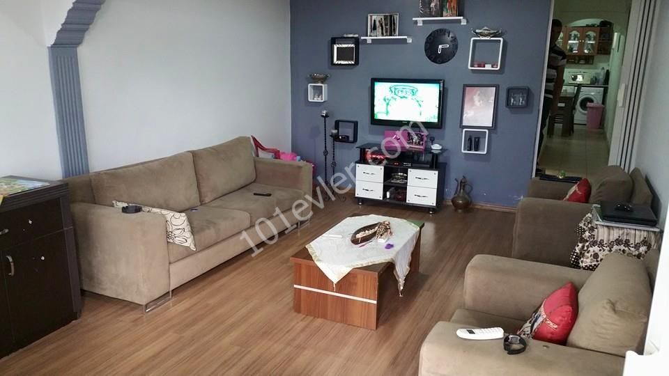 Detached House For Sale in Göçmenköy, Nicosia