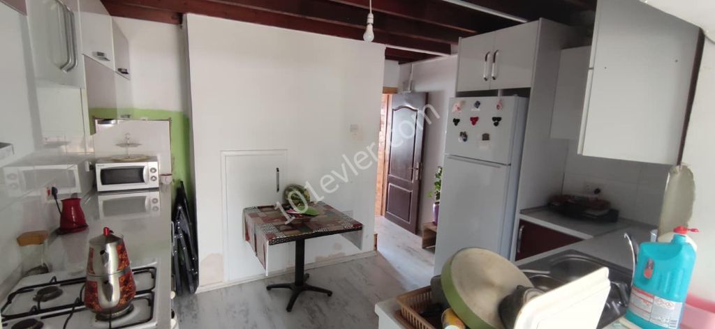 Detached House For Sale in Göçmenköy, Nicosia