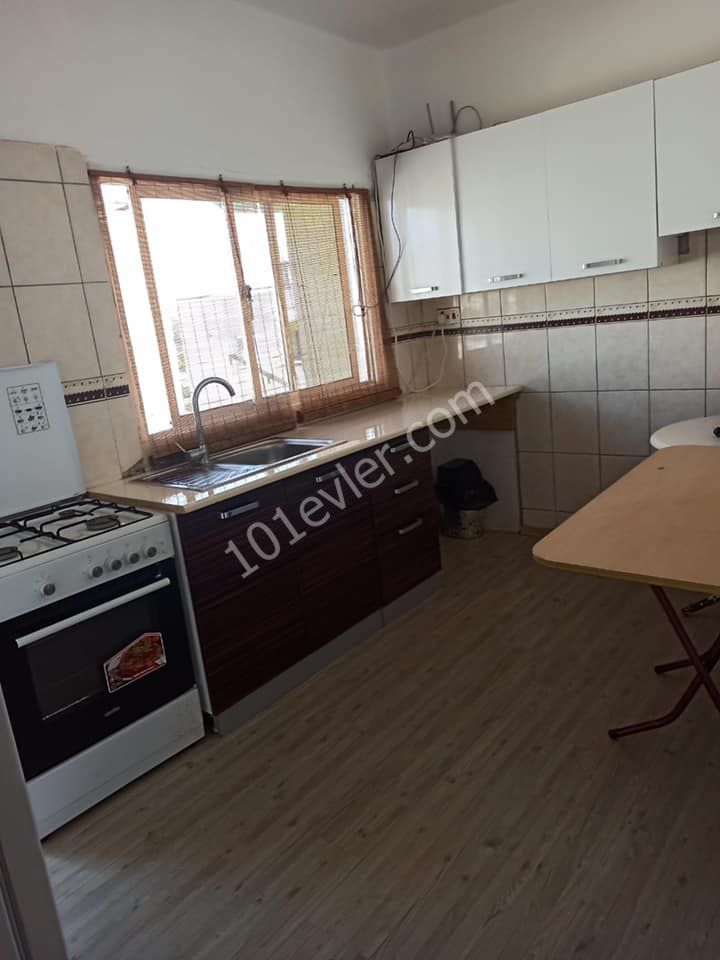 LEFKOSA TASKINKOY 3+1 FULL EŞYALI DAİRE