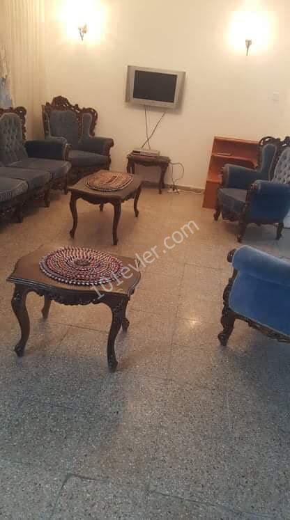 Flat To Rent in Küçük Kaymaklı, Nicosia