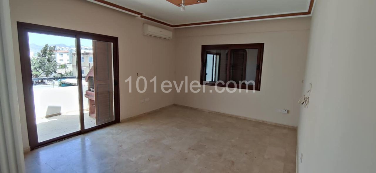 IN A FAMILY APARTMENT IN NICOSIA MARMARA REGION, WHICH HAS BEEN CONVERTED FROM A 3-BEDROOM TO A 2-BEDROOM APARTMENT THAT DOES NOT REQUIRE ANY EXPENSES, THE OPPORTUNITY TO BE MISSED IN A CENTRAL LOCATION IS STG 49.900 FOR A SHORT TIME ** 