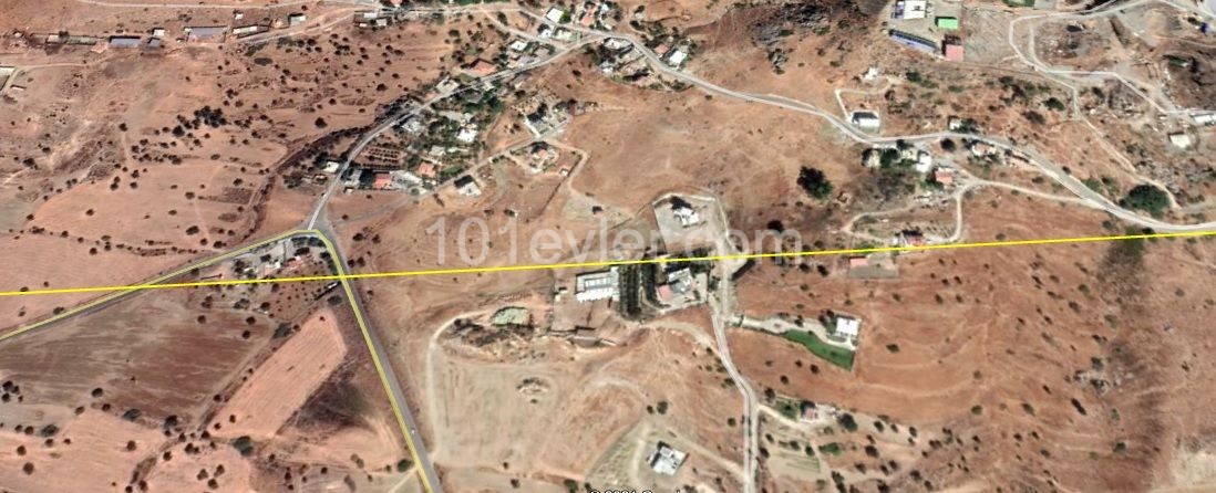 Residential Zoned Plot For Sale in Taşkent, Kyrenia