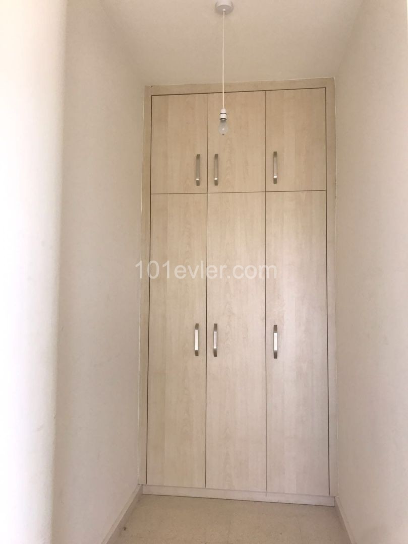 NICOSIA ORTAKOYDE 2 + 1 85 M2 EŞDEGER KOÇANLI APARTMENT FOR SALE WITH AN UNMISSABLE OPPORTUNITY FOR INVESTMENT PURPOSES WITH ITS PRICE AND LOCATION ** 