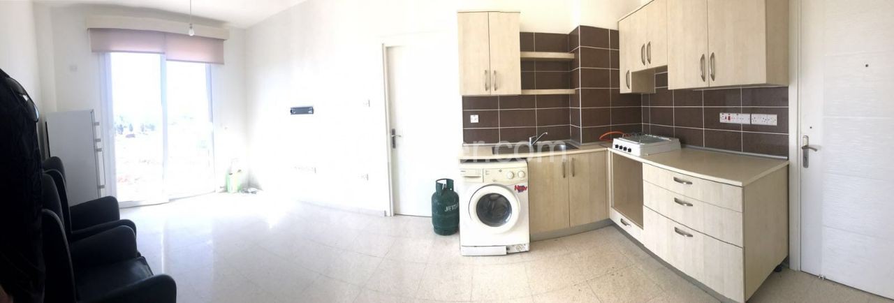 NICOSIA ORTAKOYDE 2 + 1 85 M2 EŞDEGER KOÇANLI APARTMENT FOR SALE WITH AN UNMISSABLE OPPORTUNITY FOR INVESTMENT PURPOSES WITH ITS PRICE AND LOCATION ** 