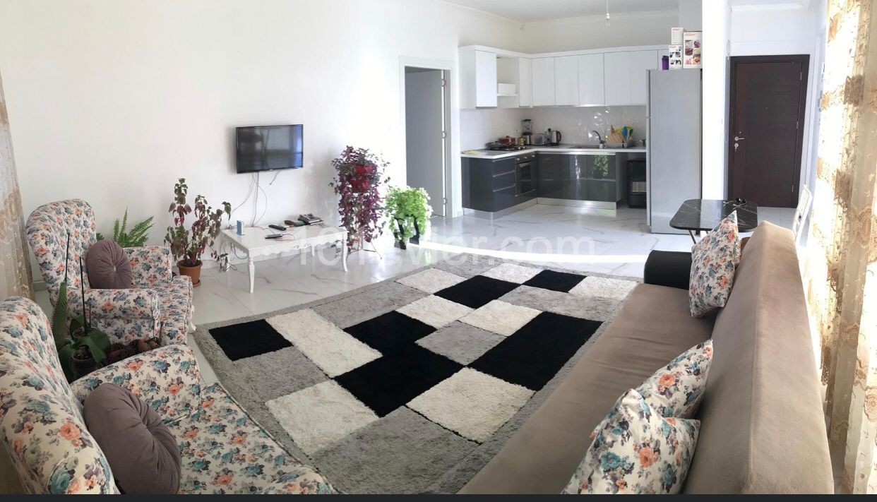 GÖNYELİ YEŞİLADA BÖLGESİNDE  LÜKS VİLLALARIN BULUNDUGU HUZURLU VE SAKİN BİR MAHALLEDE 90 M2 2+1 TÜRK KOÇANLI PENTHOUSE DAİRE TÜM VERGİLERİ ÖDENMİŞ KAÇIRILMAZ FIRSAT