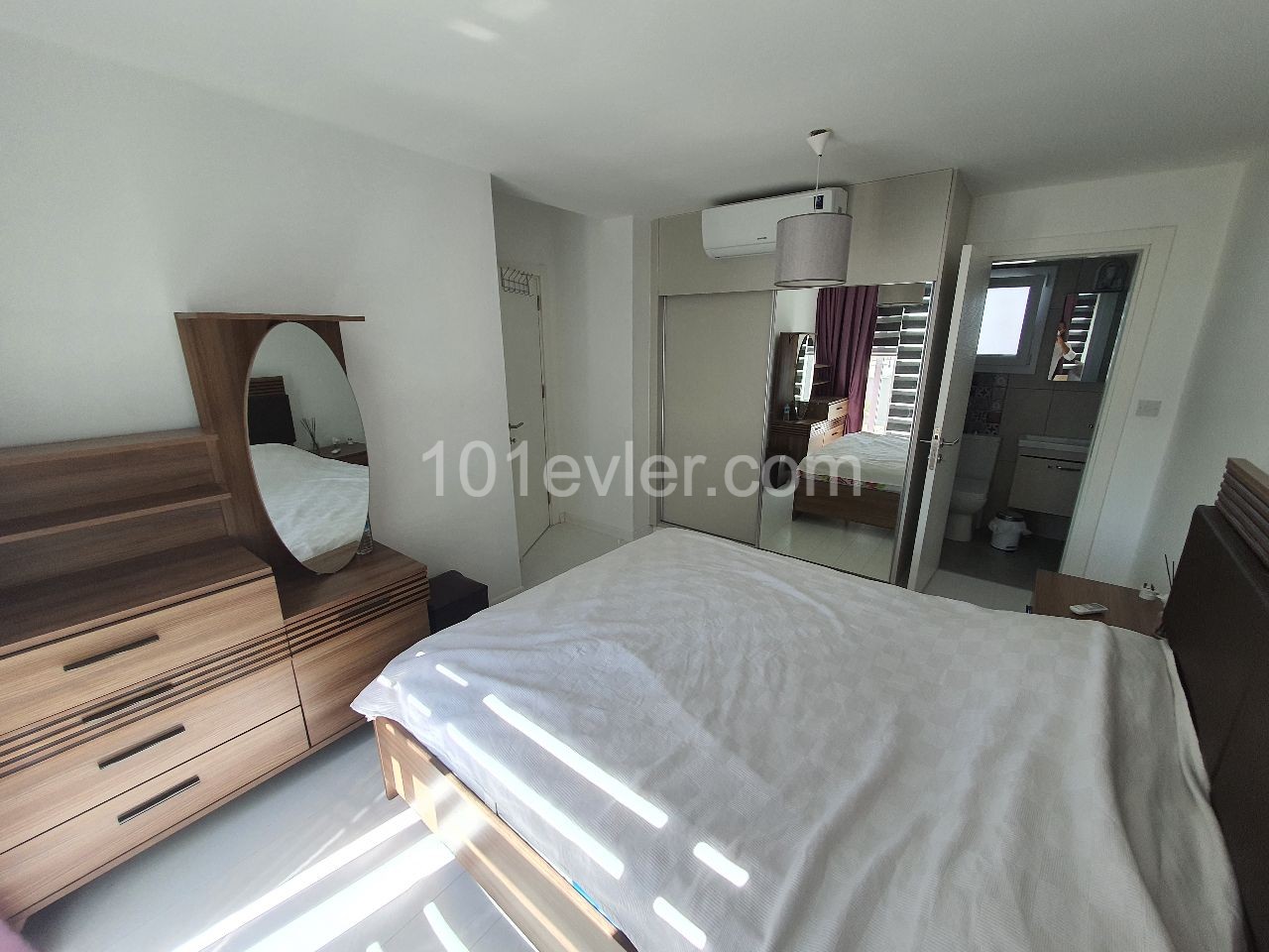 LEFKOSA YA 10 IS A 5-MINUTE WALK FROM ERÜLKÜ SUPERMARKET, A 5-MINUTE WALK FROM THE AIRPORT, A 3 +1 ONE-STORY GROUND HOUSE WITH A SPACIOUS PAID-FOR FRONT AND REAR GARDEN THAT DOES NOT REQUIRE ANY MAINTENANCE AND RENOVATION ** 