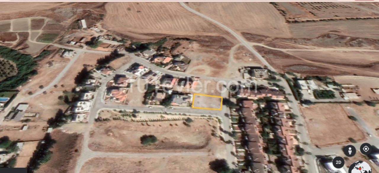 CORNER LAND SUITABLE FOR CONSTRUCTION OF 2 FLOOR VILLA AND 2 FLOOR APARTMENT IN 8800 A2 BÜYÜKLÜG, WITH 2 FLOOR ZONE, IN THE CALM AND PEACEFUL AREA OF GÖNYELİN ** 