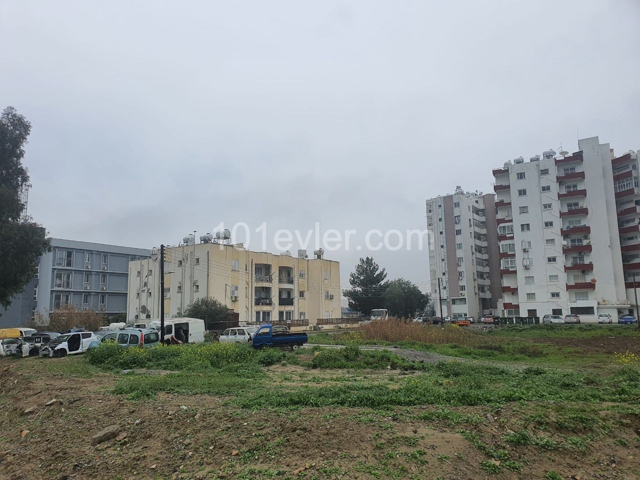 TURKISH KAÇANLI LAND WITH 3 FLOOR ZONING PERMIT, 50 METERS FROM DR BURHAN NALBANTOGLU AVENUE IN LEFKOSA ORTAKÖY ** 