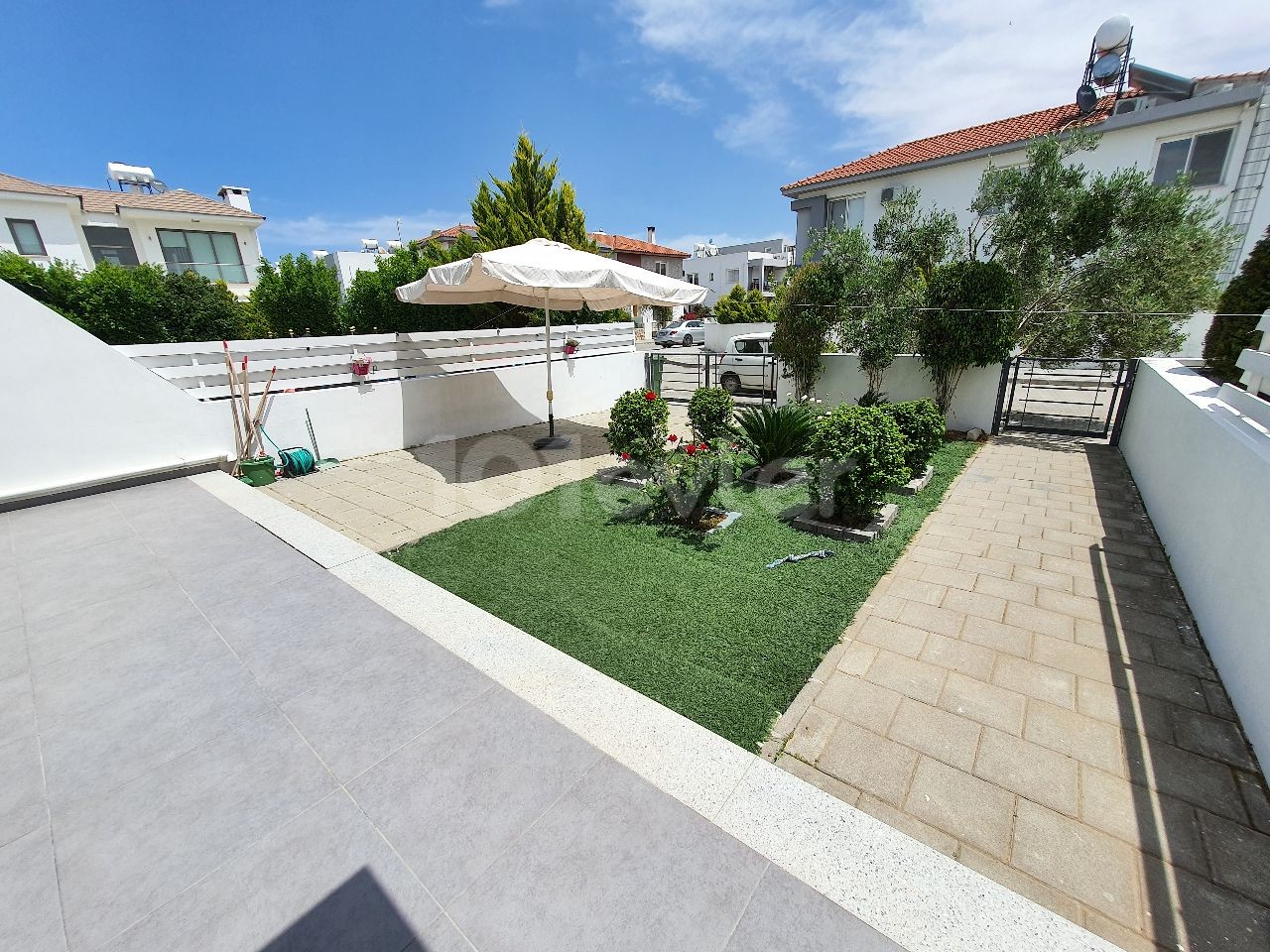 200 M2 TURKISH KOÇANLI VILLA WITH A VERY BEAUTIFUL LOCATION IN THE YEŞILADA REGION, WHICH IS THE MOST DECENT AREA OF MITRE, IS AN UNMISSABLE OPPORTUNITY THAT DOES NOT REQUIRE ANY EXPENSES ** 