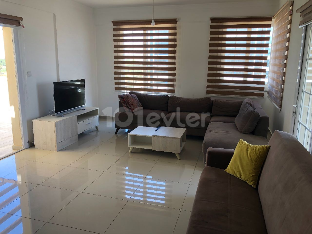 NICOSIA - DEREBOYU NEW FULLY FURNISHED PENTHOUSE WITH A VIEW OF THE BACK OF THE NEAR EAST BANK 3 + 1 ** 