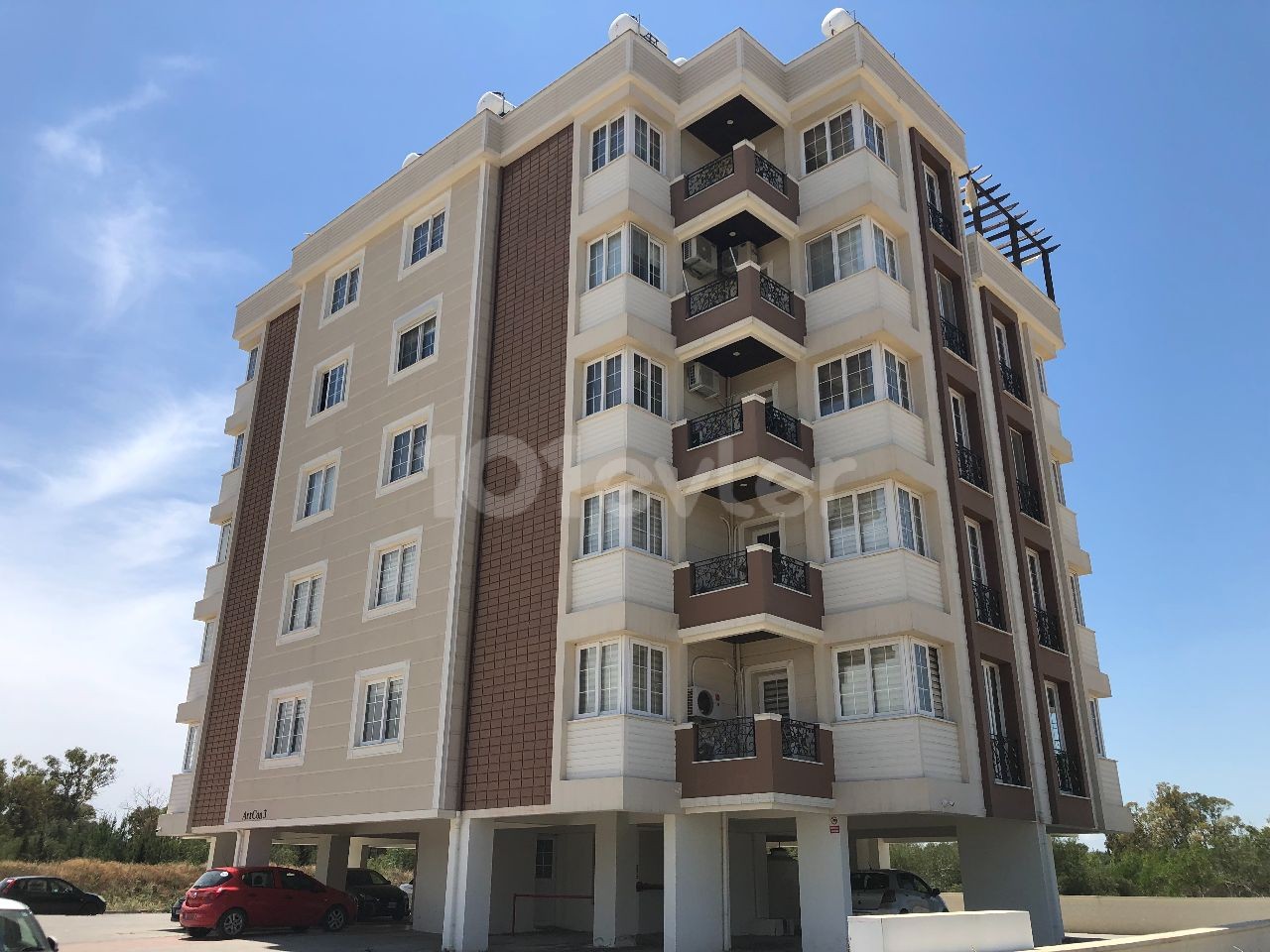 NICOSIA - DEREBOYU NEW FULLY FURNISHED PENTHOUSE WITH A VIEW OF THE BACK OF THE NEAR EAST BANK 3 + 1 ** 