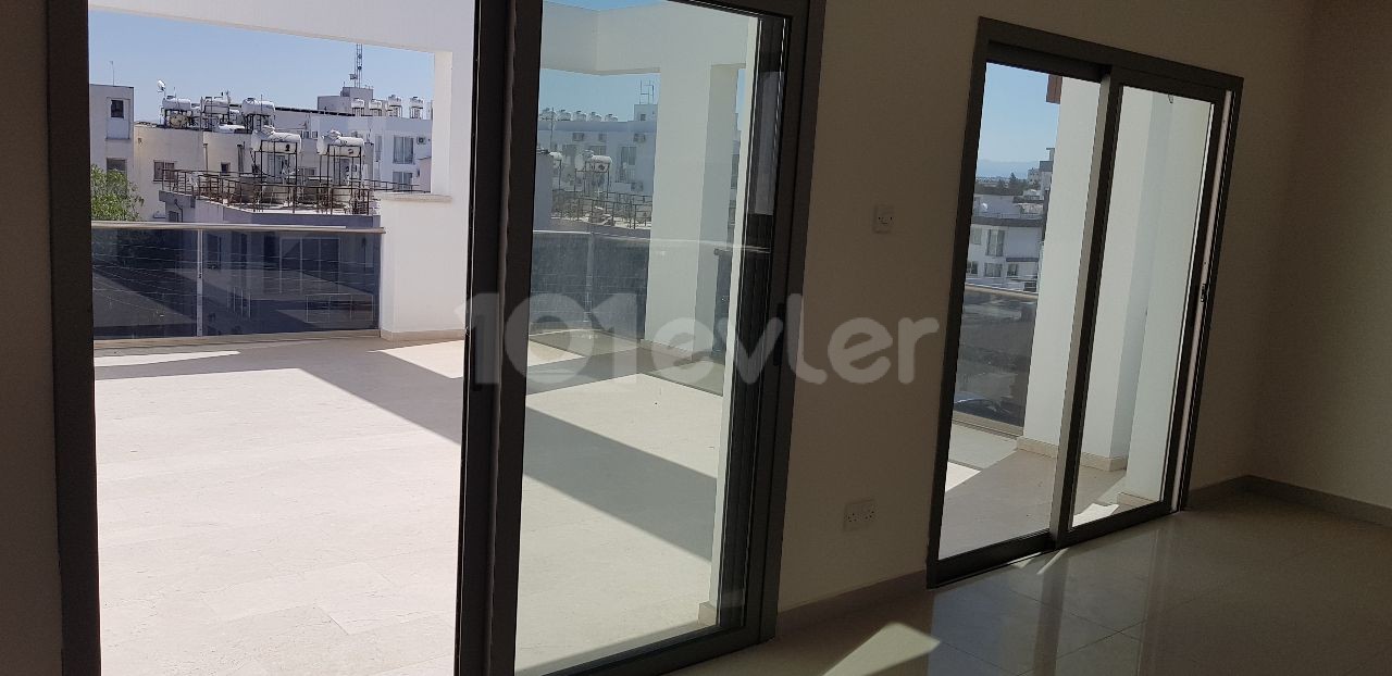 2 + 1 PENTHOUSE APARTMENTS WITH 40 M2 COVERED TERRACE SECTION OF 85 M2 IN THE CENTER OF MIGMENKOY ** 