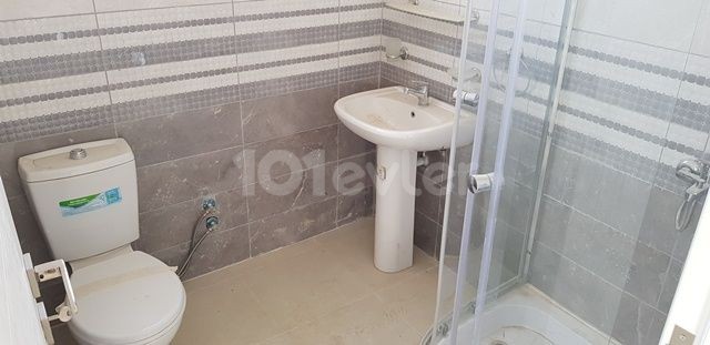 GÖNYELİ DE ANA CADDE ÜZERİ TAPUSU HAZIR 3+1 DAİRE 47.500 STG YE SAHİP OLABİLİRSİNİZ