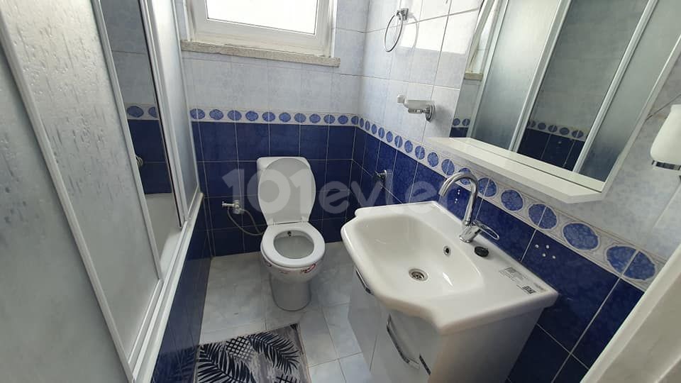 LEFKOŞA MERİT OTEL YANI KİRALIK 3+1 FULL LÜKS YENİ EŞYALI GENİŞ DAİRE YILLIK VE 6 AYLIK ÖDEMELİ