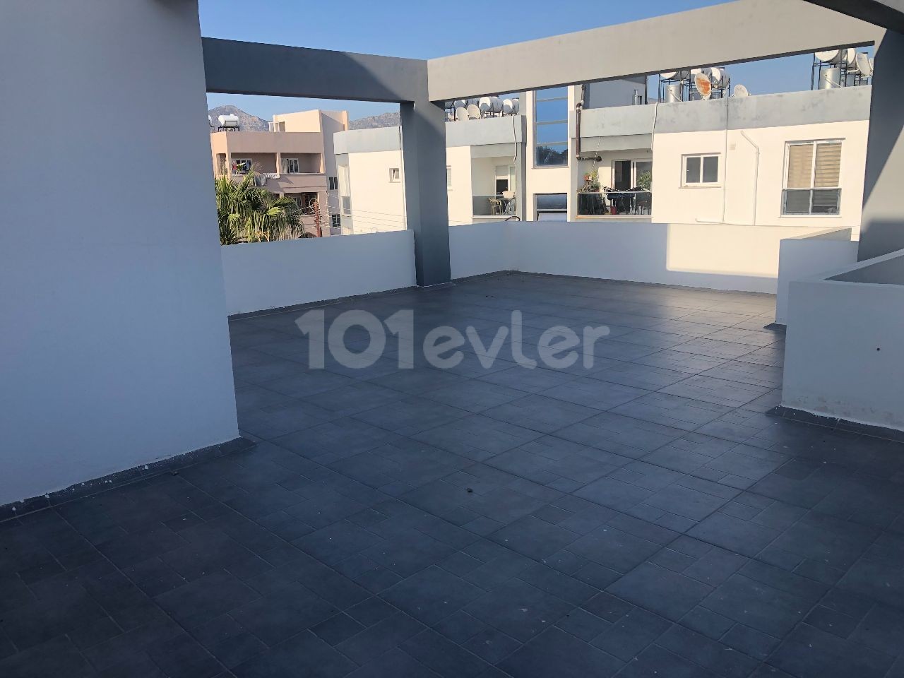 HAMİTKÖYDE   TÜM  VERGİLER  ÖDENMİŞ  2+1  BÜYÜK TERASLI   PENTHOUSE  DAİRE  