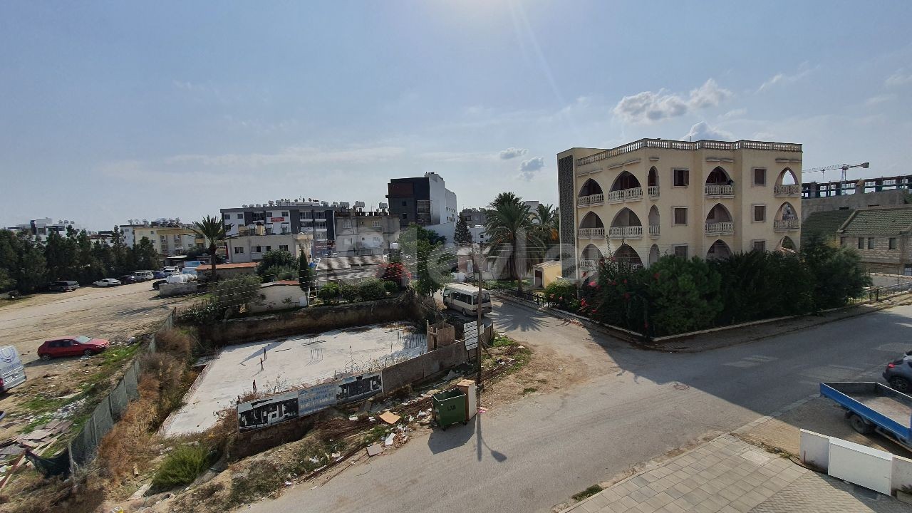 Geschäft Mieten in Ortaköy, Nikosia