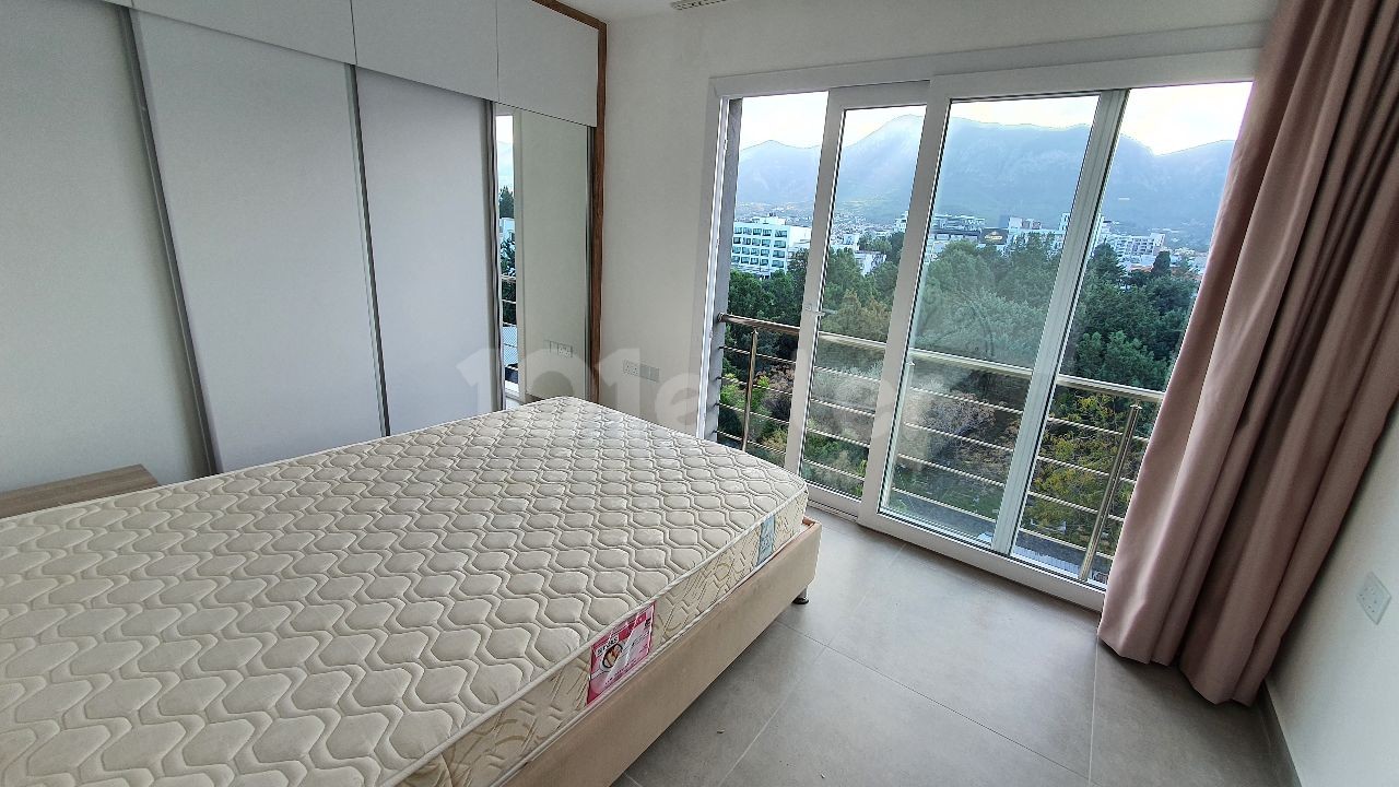 3+1 FULLY LUXURIOUS FURNISHED PENTHOUSE WITH A GREAT LOCATION IN THE CENTER OF KYRENIA WITH A LARGE TERRACE FOR RENT