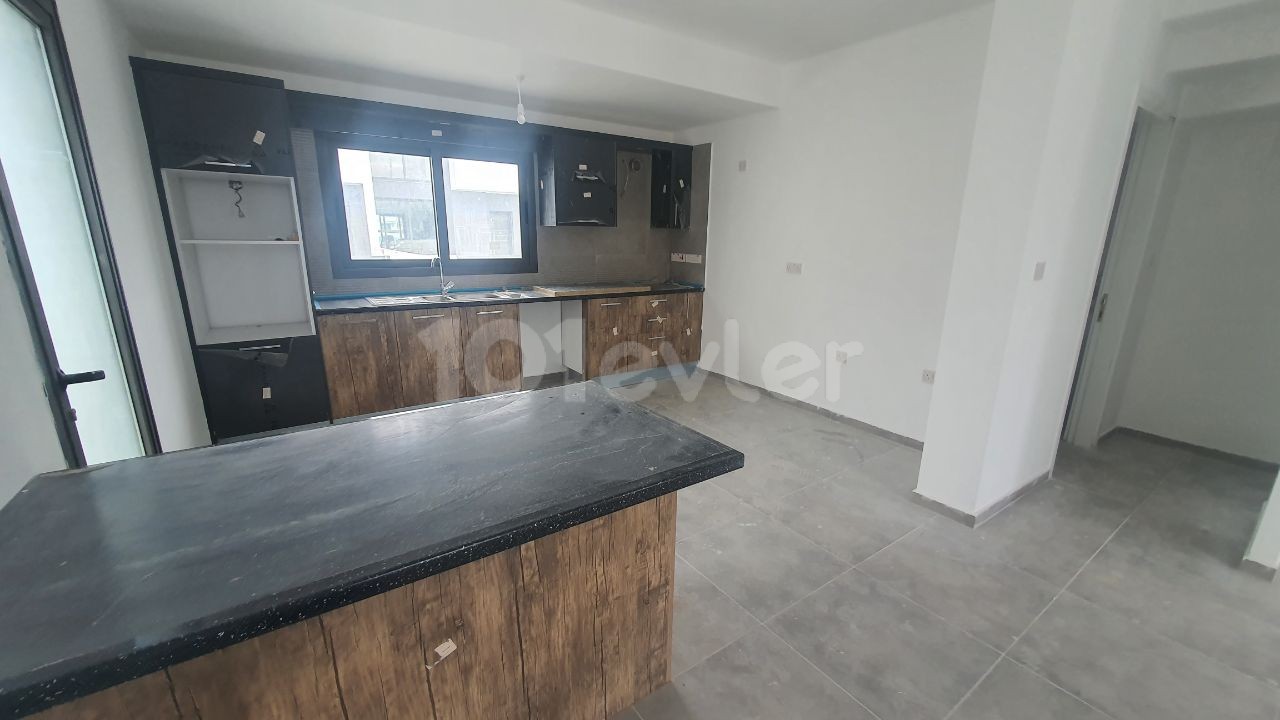 NEU GEBAUTE, FREISTEHENDE ECKVILLA MIT TÜRKISCHEM KOB IN LEFKOŞA HAMİTKÖY BLOCK. FÜR DETAILLIERTE INFORMATIONEN UND BESICHTIGUNG VOR ORT 0533 8303238