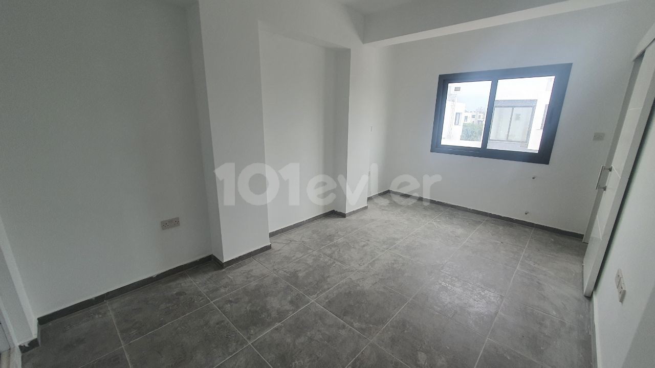 NEU GEBAUTE, FREISTEHENDE ECKVILLA MIT TÜRKISCHEM KOB IN LEFKOŞA HAMİTKÖY BLOCK. FÜR DETAILLIERTE INFORMATIONEN UND BESICHTIGUNG VOR ORT 0533 8303238