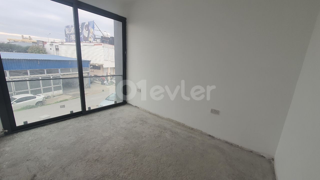 NEU GEBAUTE, FREISTEHENDE ECKVILLA MIT TÜRKISCHEM KOB IN LEFKOŞA HAMİTKÖY BLOCK. FÜR DETAILLIERTE INFORMATIONEN UND BESICHTIGUNG VOR ORT 0533 8303238